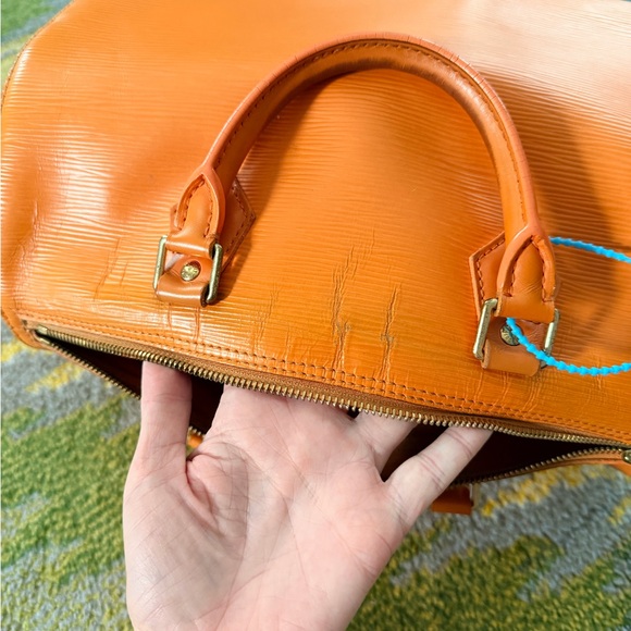 Louis Vuitton Orange Epi Leather Speedy Handbag - Picture 13 of 16